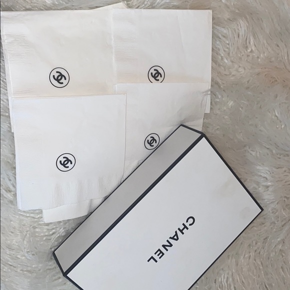 CHANEL Other - Chanel classic gift Box white black